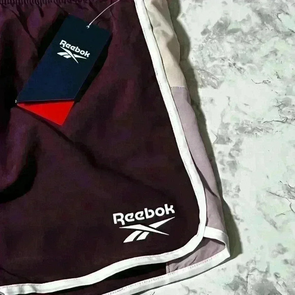 Reebok Racer Heritage Running Shorts size XL NWT - Picture 3 of 9